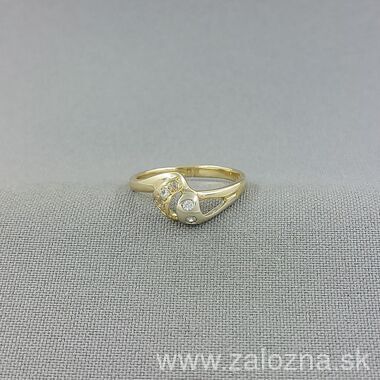 Dámsky prsteň