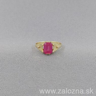 Dámsky prsteň